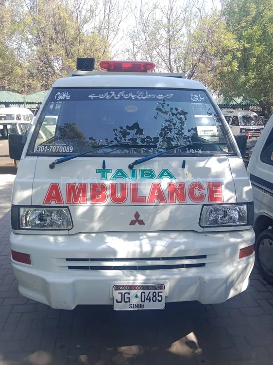 Mitsubishi L300 2002 for Sale in Faisalabad Image-1