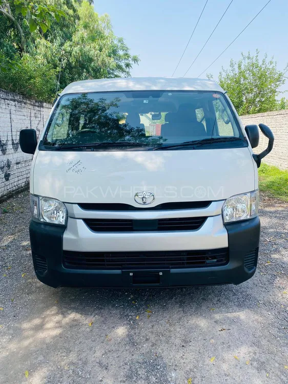 Toyota Hiace 2021 for Sale in Gujranwala Image-1