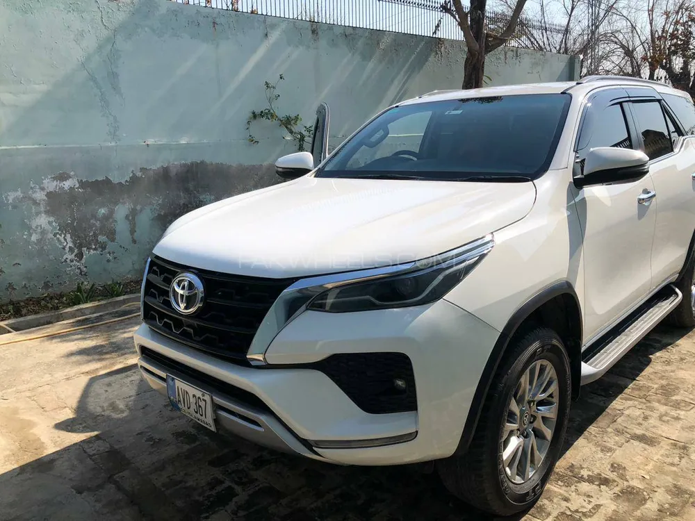 Toyota Fortuner 2021 for Sale in Attock Image-1
