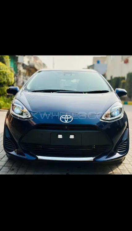 Toyota Aqua 2020 for Sale in Okara Image-1