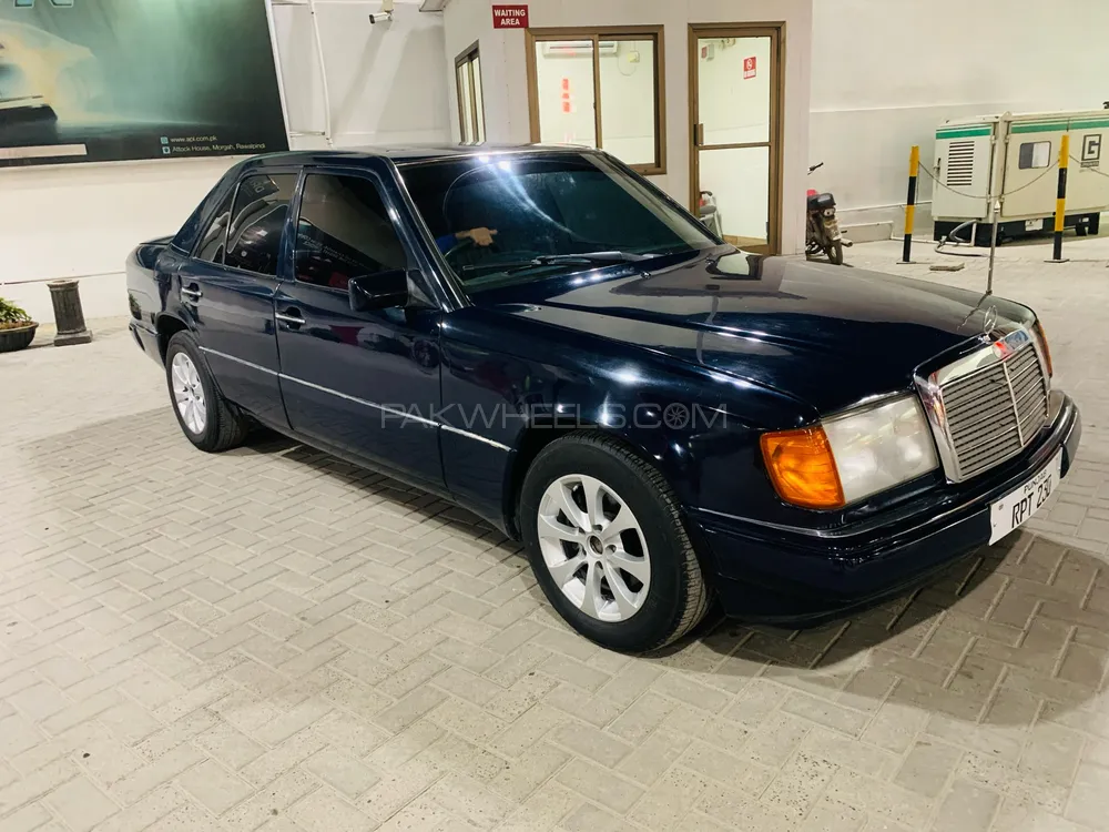 Mercedes Benz E Class 1989 for sale in Islamabad