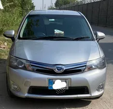 Toyota Corolla Fielder Hybrid 2014 for Sale