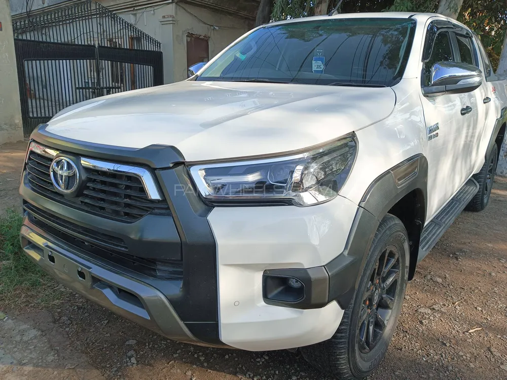 Toyota Hilux 2023 for sale in Gujranwala