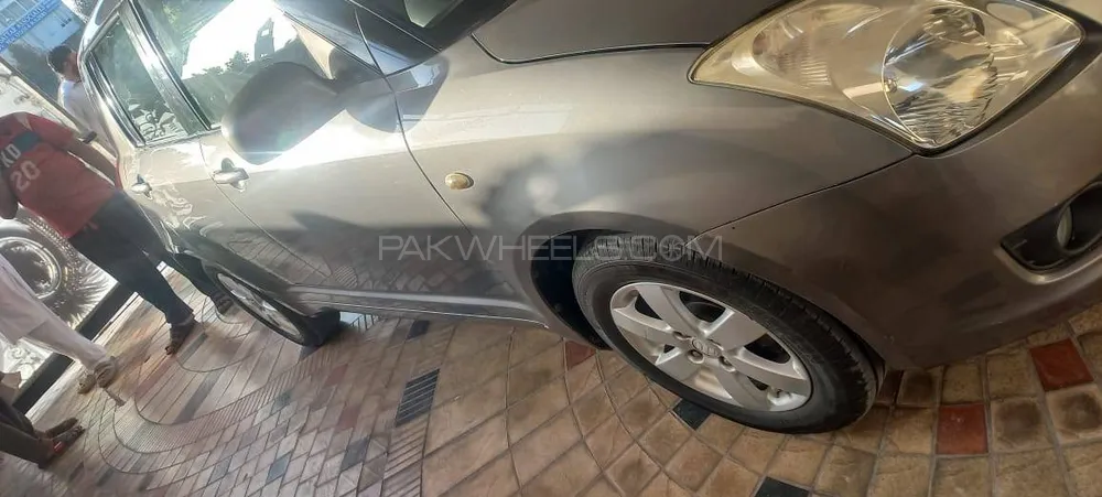 Suzuki Swift 2011 for sale in Lahore