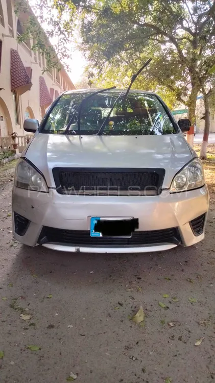 Toyota Avensis 2002 for sale in Lahore
