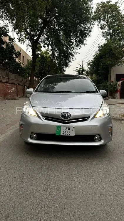 ٹویوٹا الفا پرایوس 2012 for Sale in لاہور Image-1