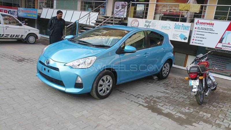 Toyota Aqua 2012 for Sale in Faisalabad Image-1