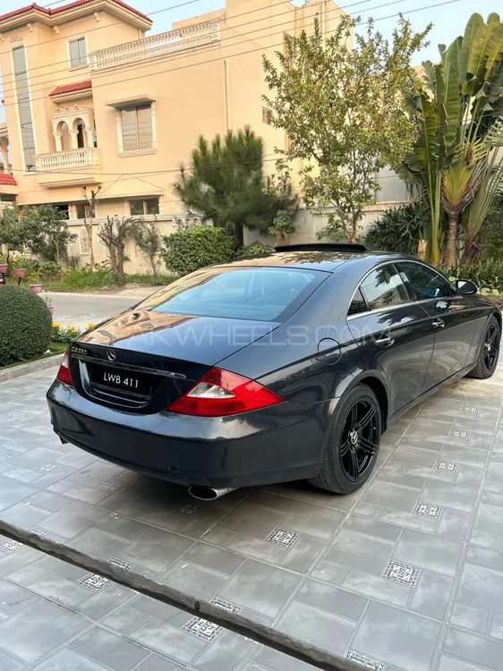 Mercedes Benz CLS Class 2006 for Sale in Lahore Image-1