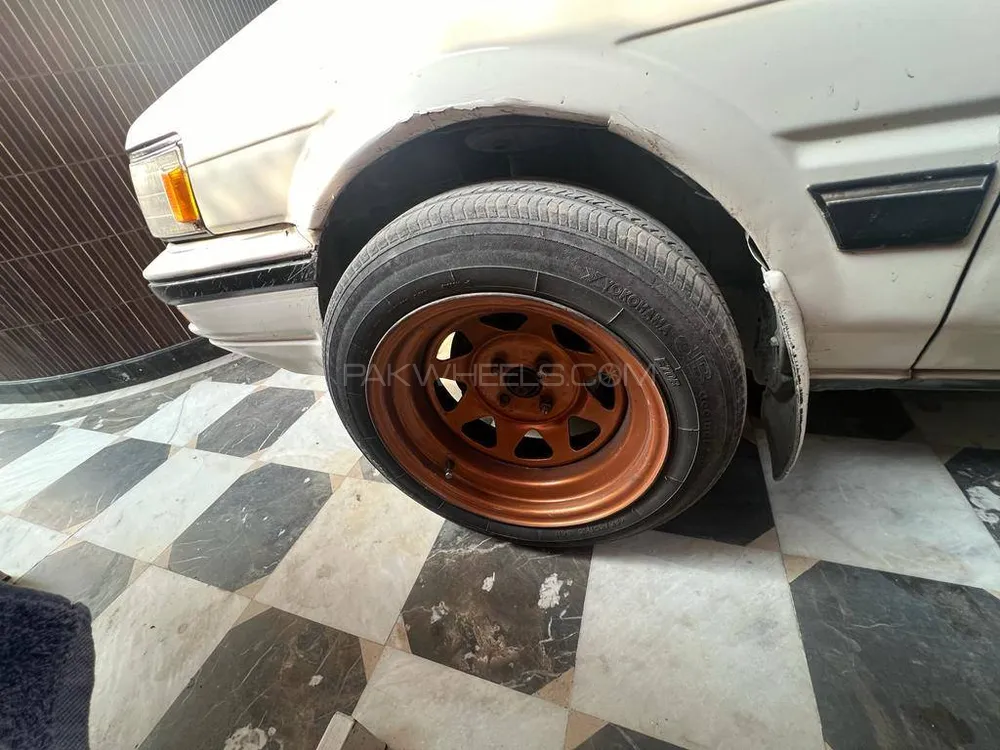 Alloy wheels and tyres. 15 x55.   4 nutty.. deep rims Image-1