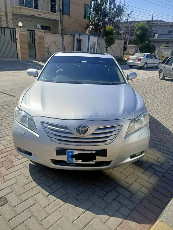 Toyota Camry 2009 for Sale in Islamabad Image-1