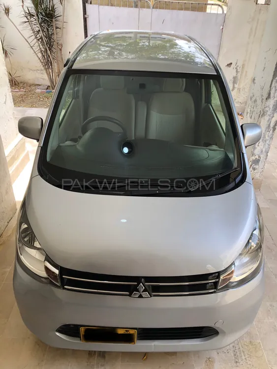 Mitsubishi Ek Wagon 2013 for sale in Karachi