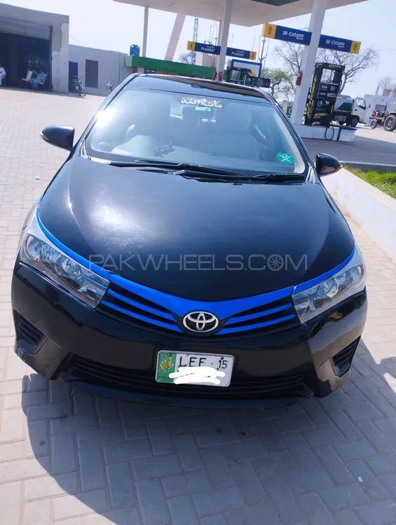 Toyota Corolla 2015 for Sale in Gojra Image-1