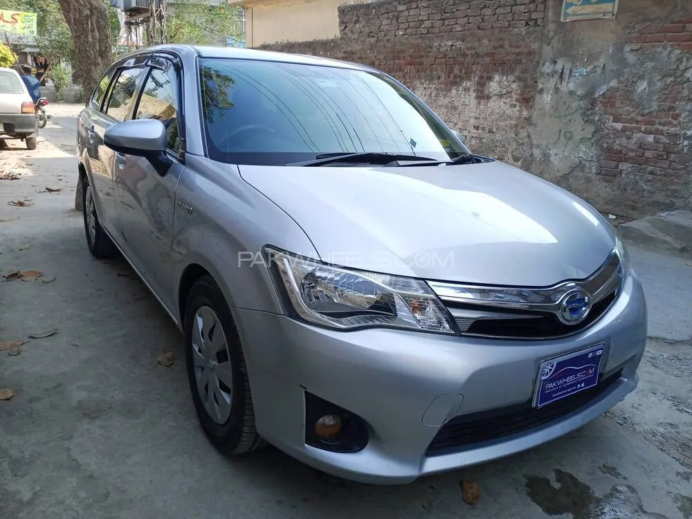 Toyota Corolla Fielder 2014 for sale in Lahore