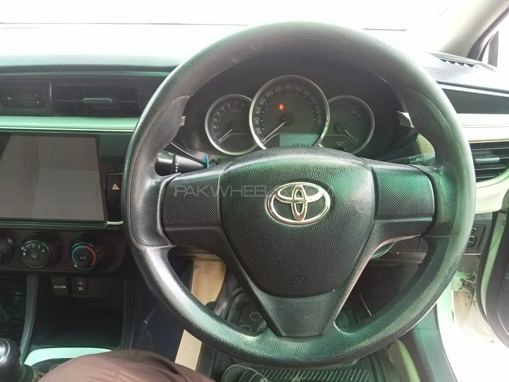 Toyota Corolla 2015 for sale in Toba Tek Singh