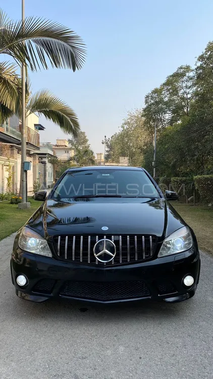 Mercedes Benz C Class 2010 for Sale in Peshawar Image-1