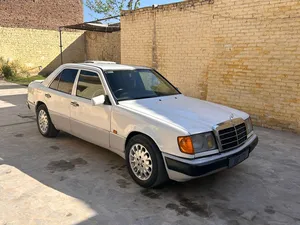 Mercedes Benz E Class E200 1993 for Sale