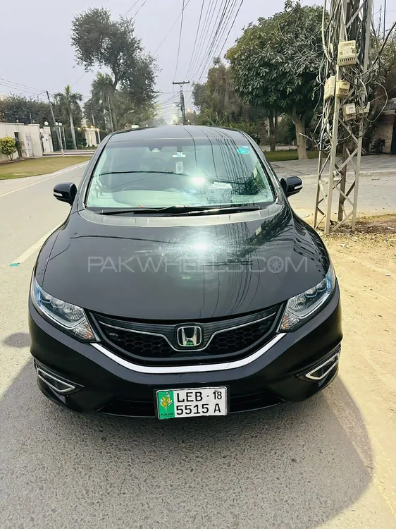 Honda Jade 2017 for Sale in Islamabad Image-1