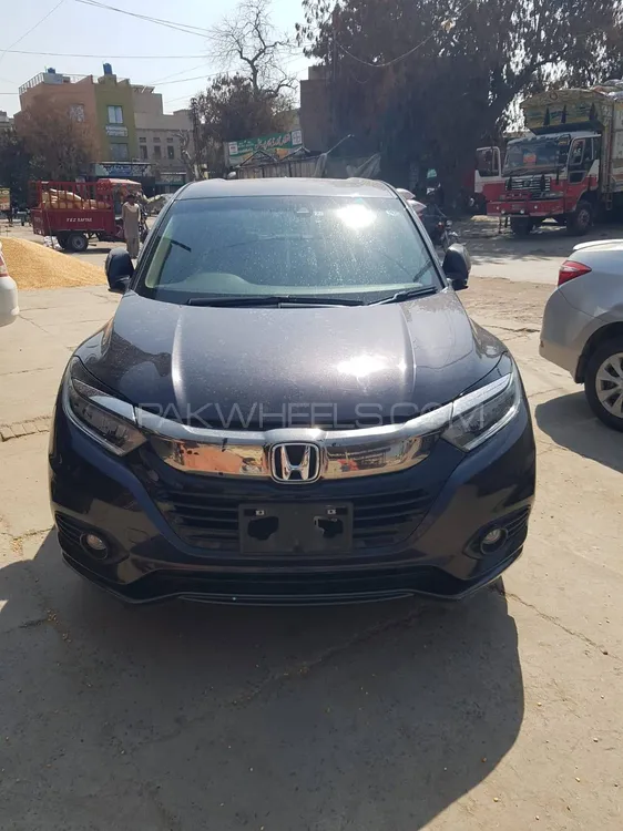 Honda Vezel 2018 for Sale in Vehari Image-1