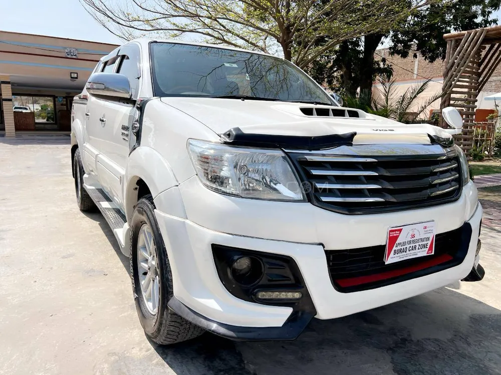 Toyota Hilux 2013 for sale in Dera ismail khan
