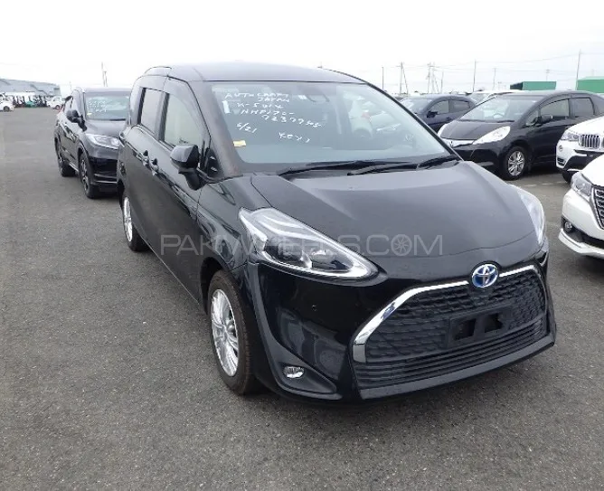 Toyota Sienta 2020 for Sale in Islamabad Image-1