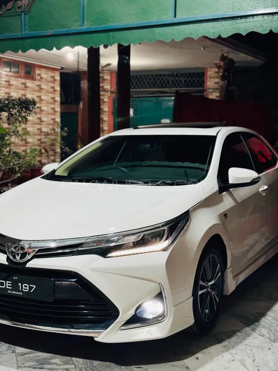Toyota Corolla 2022 for Sale in Nowshera Image-1