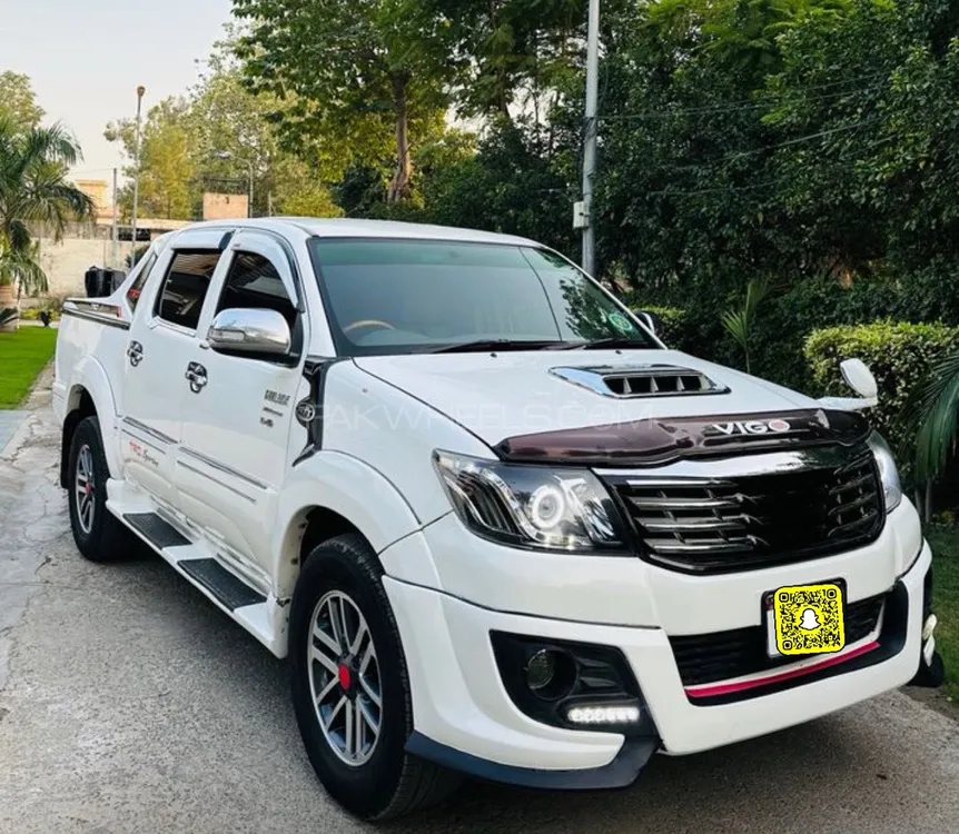 Toyota Hilux 2012 for sale in Peshawar