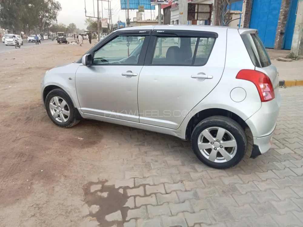 Suzuki Swift 2013 for Sale in Gujranwala Image-1