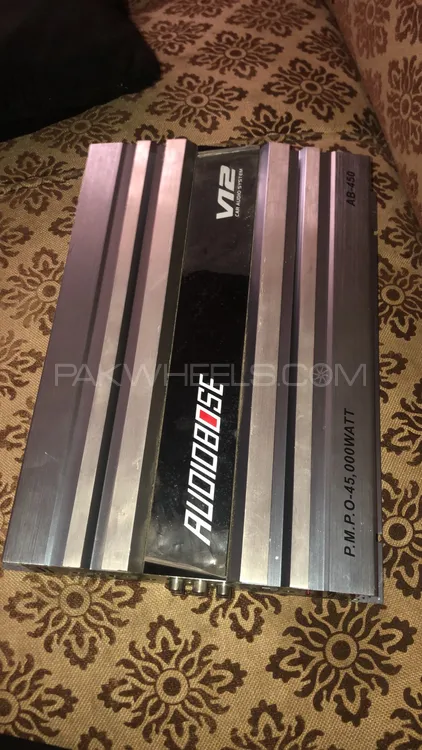 AUDIO BOSE 4 CHANNEL AMPLIFIER ONLY 20 DAYS USED Image-1