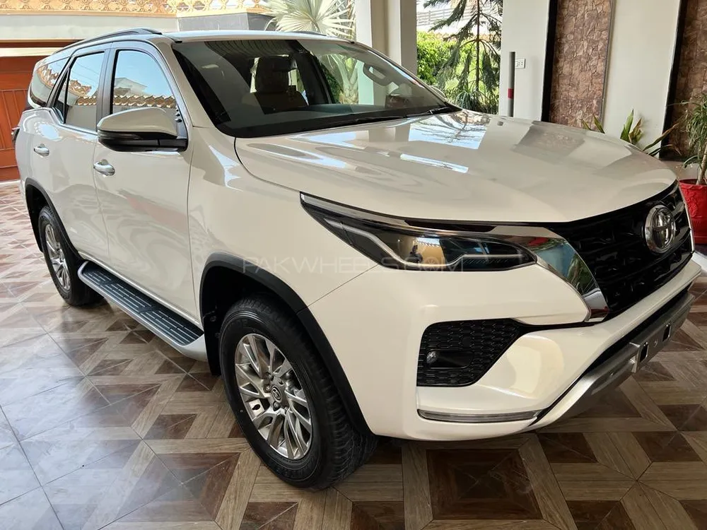 Toyota Fortuner 2021 for Sale in Rahim Yar Khan Image-1