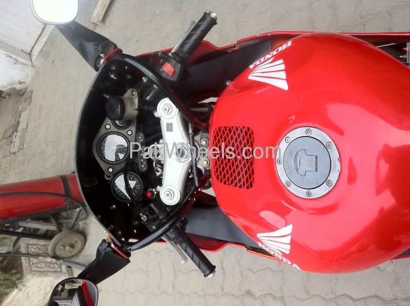 Used Honda CBR 1000RR 1998 Bike for sale in Islamabad - 95899 | PakWheels