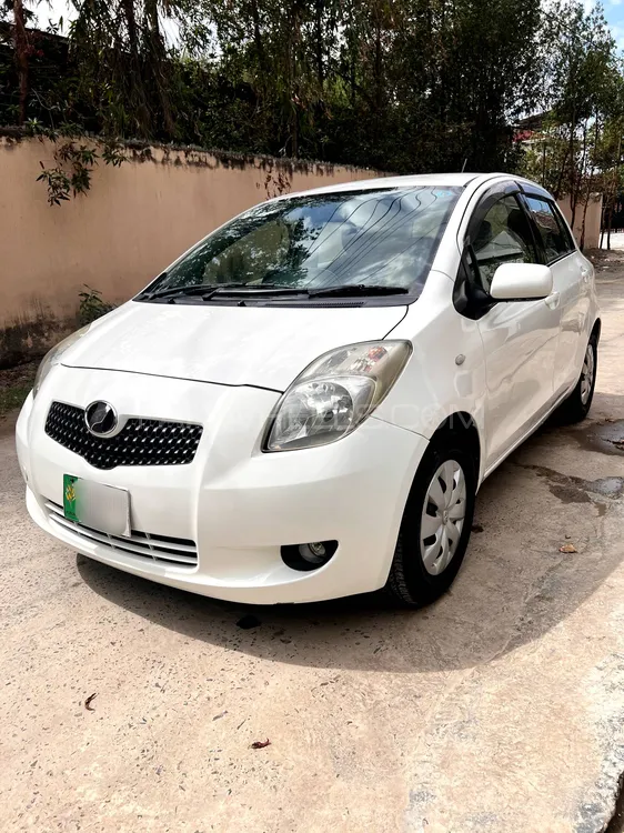Toyota Vitz 2007 for sale in Lahore