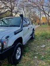 Toyota Hilux Double Cab 2000 for Sale
