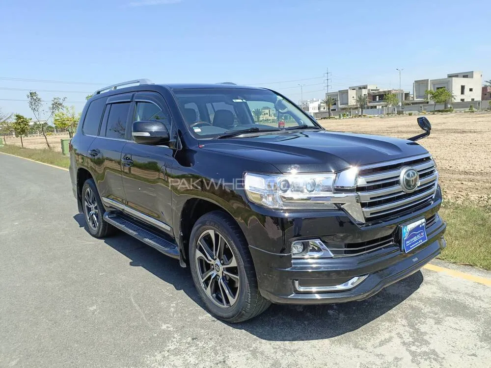 Toyota Land Cruiser 2016 for sale in Lahore