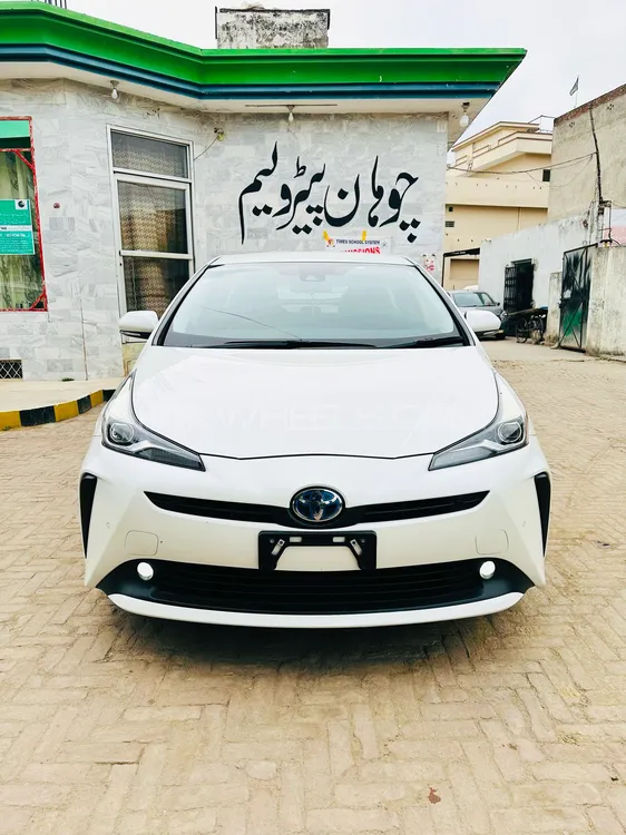 Toyota Prius 2020 for Sale in Sialkot Image-1