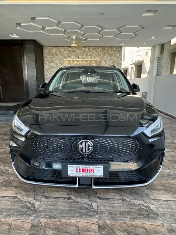 MG ZS EV 2022 for Sale in Lahore Image-1