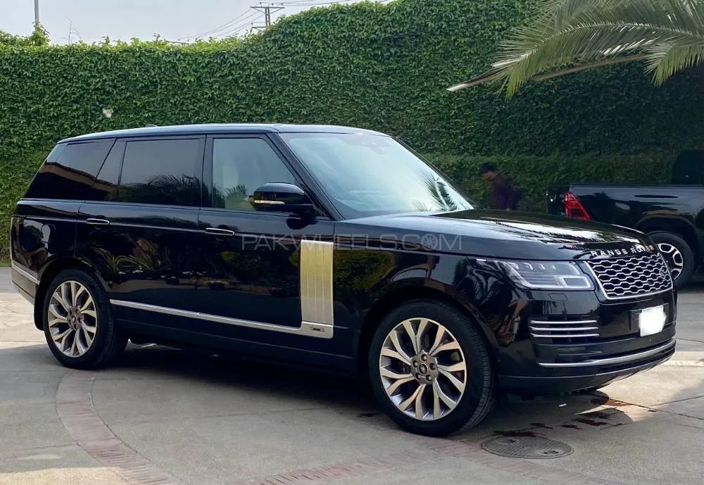 Range Rover Vogue 2018 for sale in Lahore