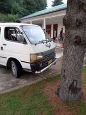 Toyota Hiace DX 2000 for Sale
