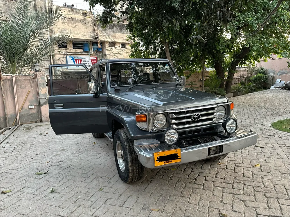 Toyota Land Cruiser 1988 for Sale in Lahore Image-1