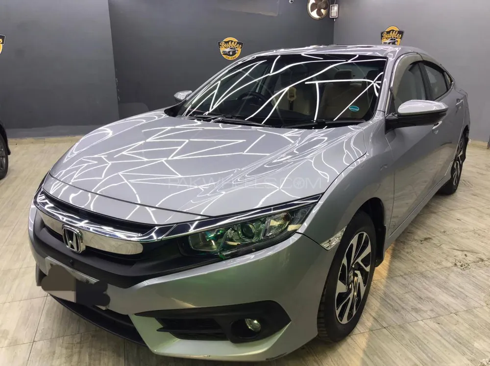 Honda Civic 2018 for Sale in Sukkur Image-1