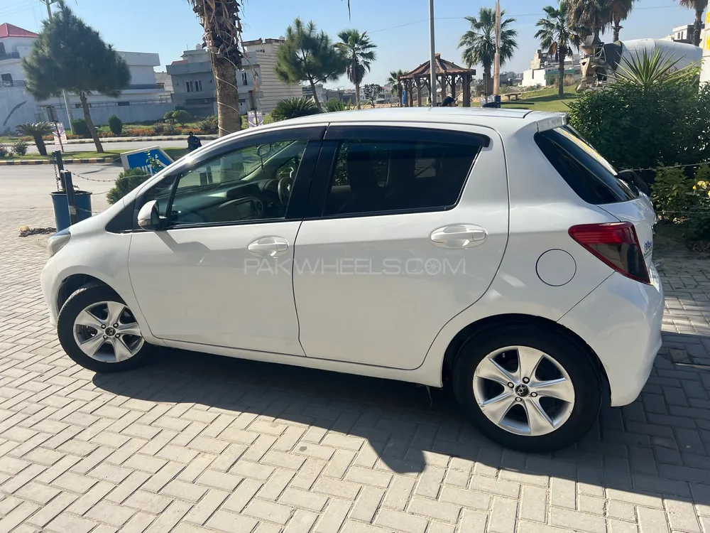 Toyota Vitz 2012 for sale in Wah cantt