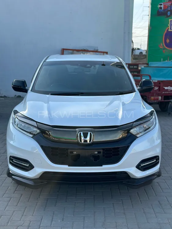 Honda Vezel 2020 for Sale in Islamabad Image-1