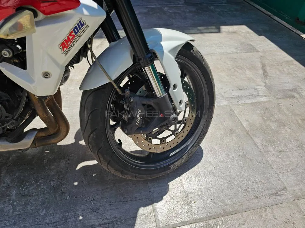 ٹریومف Street Triple R 2014 for Sale ٹریومف Street Triple R 2014 for Sale Image-7