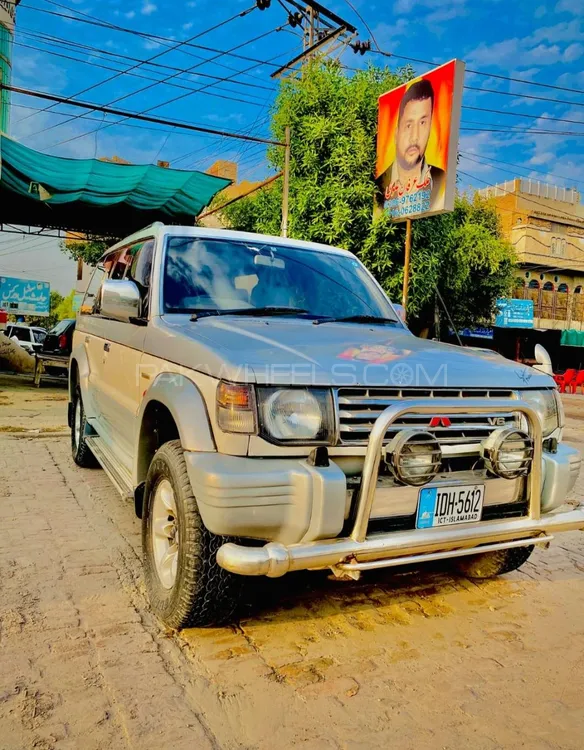 Mitsubishi Pajero 1993 for Sale in Arifwala Image-1