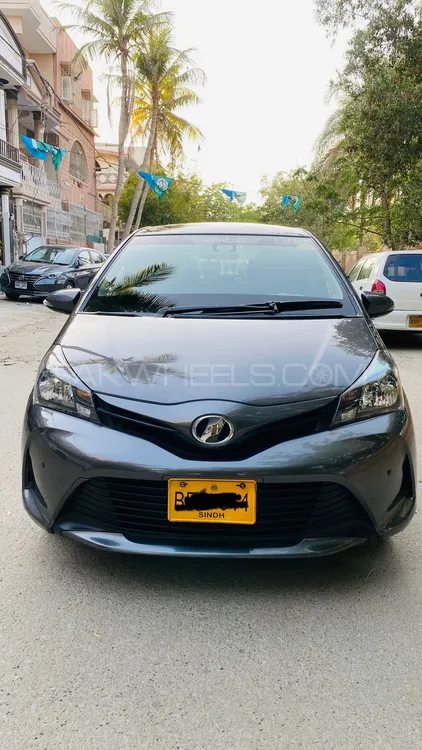 Toyota Vitz 2016 for sale in Karachi