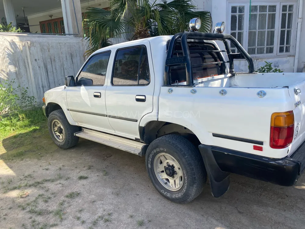 Toyota Hilux 1987 for Sale in Peshawar Image-1
