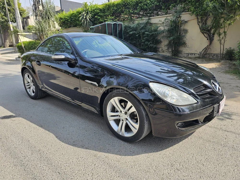 Mercedes Benz SLK Class 2005 for Sale in Lahore Image-1