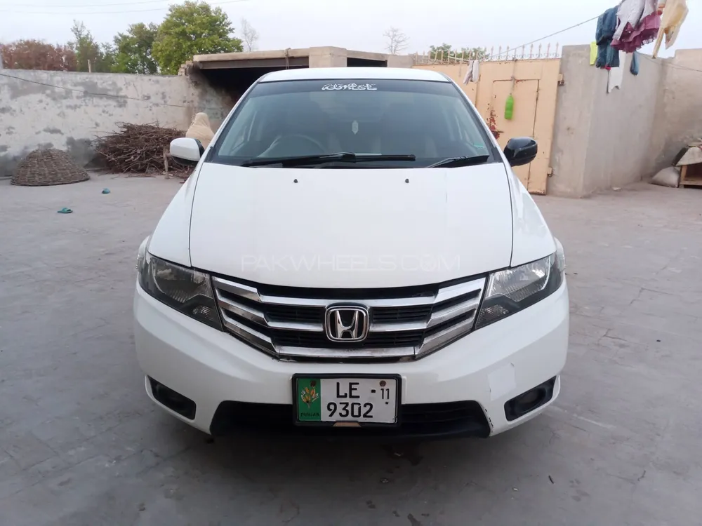 Honda City 2011 for Sale in Mian Channu Image-1