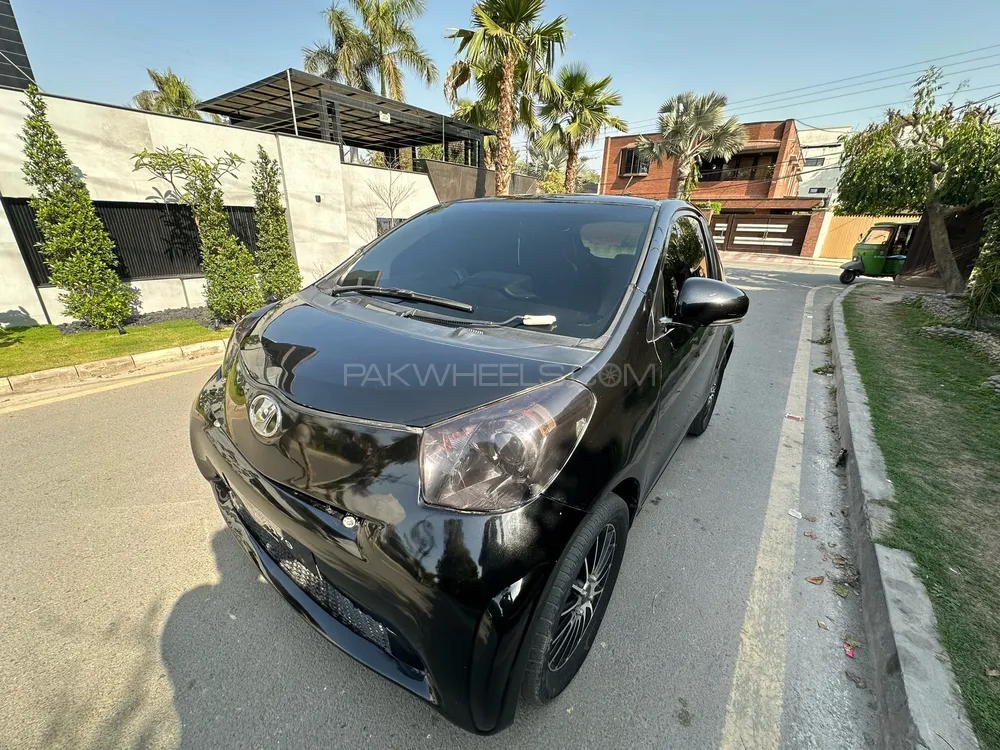 Toyota iQ 2009 for sale in Lahore