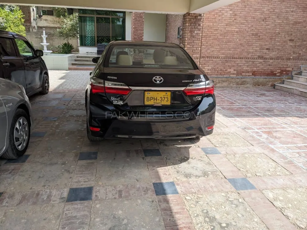 Toyota Corolla 2019 for Sale in Sadiqabad Image-1
