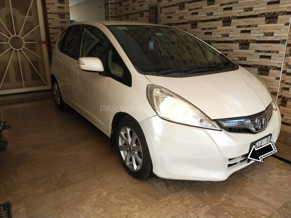 Honda Fit 2010 for Sale in Lahore Image-1
